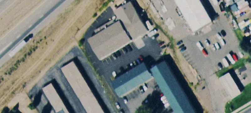 725 Chambers Ave