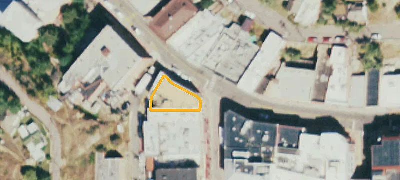 101 Main St