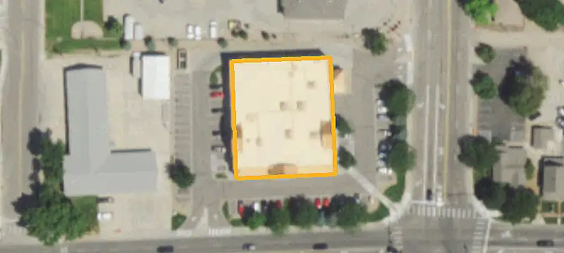 700 Main St
