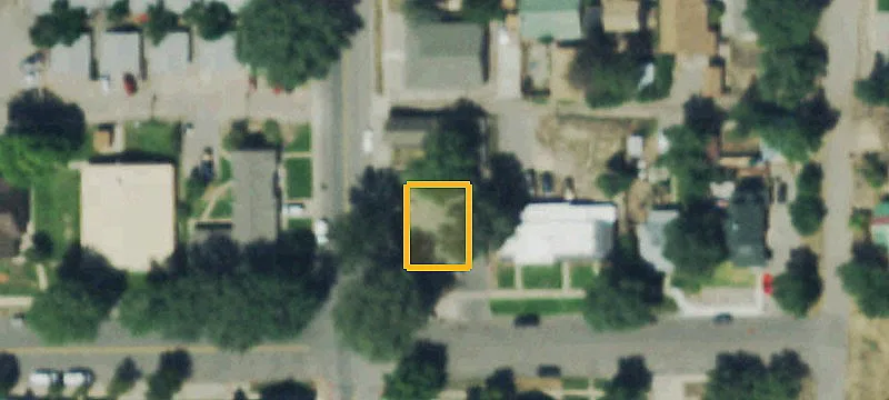 400 Whiteriver Ave