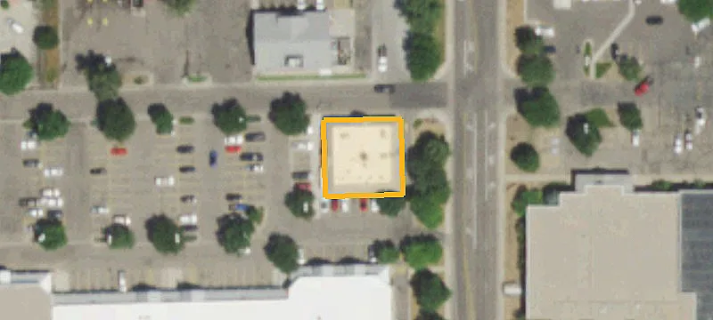 1205 Main St