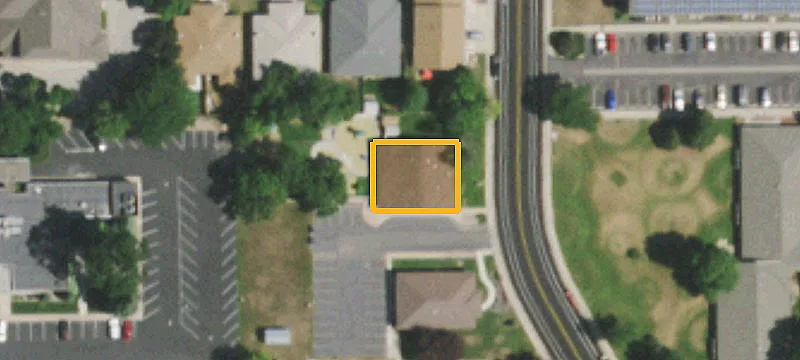 2109 Maple Dr