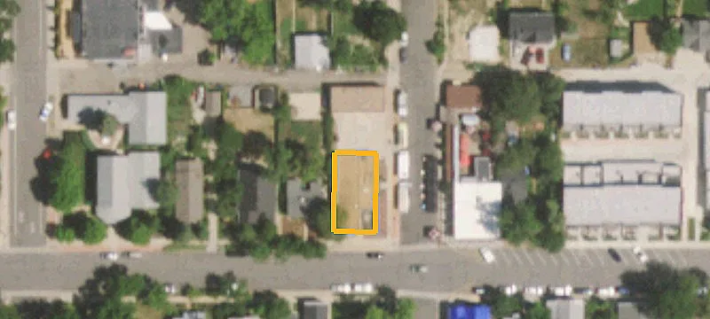 211 Simpson St