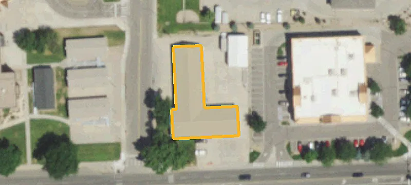 728 Main St