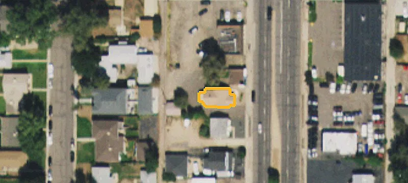 4743 Broadway