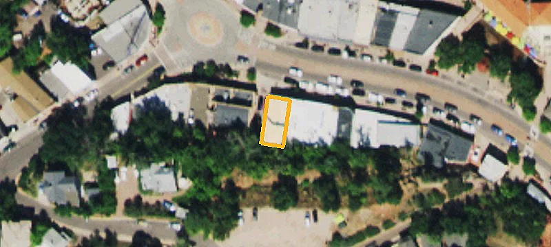 951 Manitou Ave
