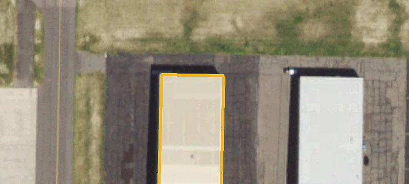 37700 Cessna Way Hngr 1e