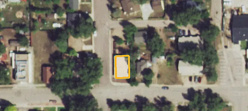 205 Iowa Ave