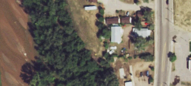 325 Santa Fe Ave