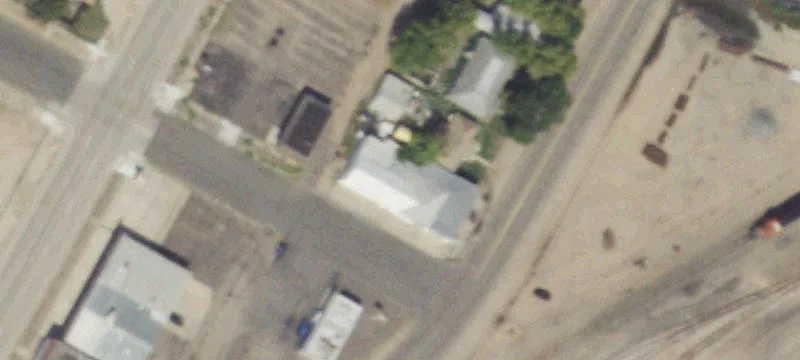 601 2nd St