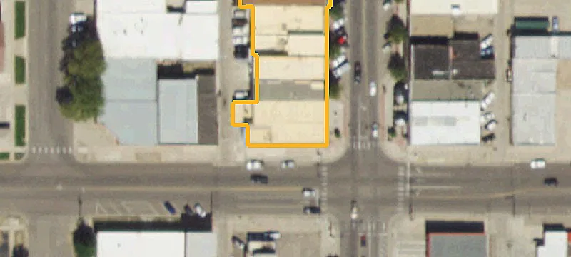 201 Main St