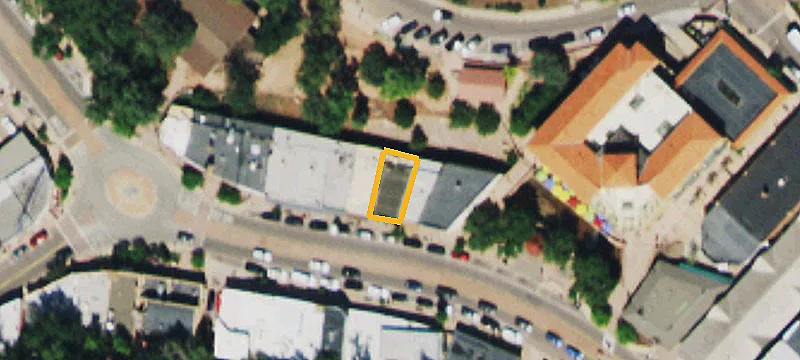 950 Manitou Ave