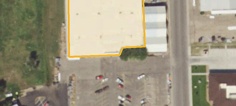 1350 Main St