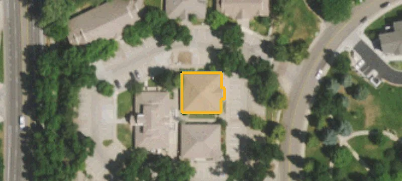 1008 Ctr Ave