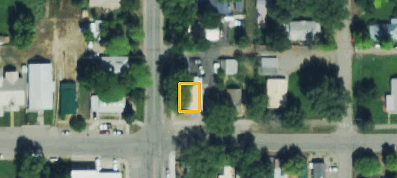 700 Grand Ave