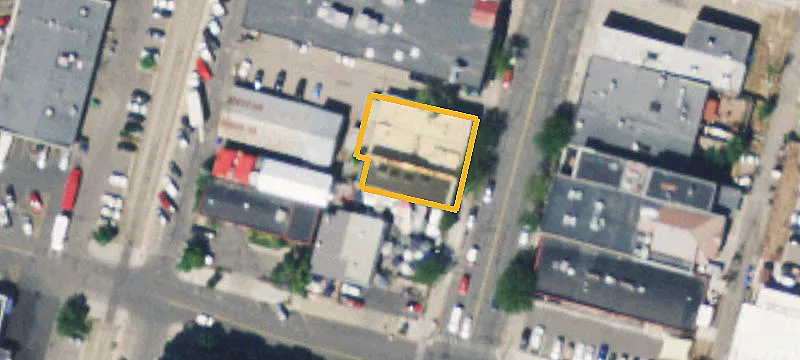1129 Main Ave