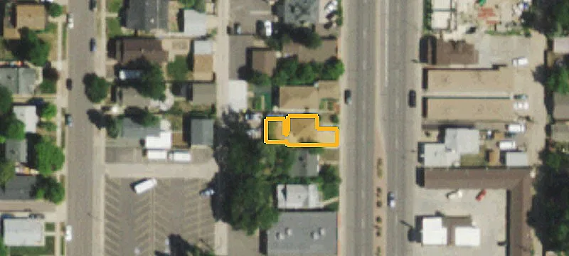 3833 Broadway
