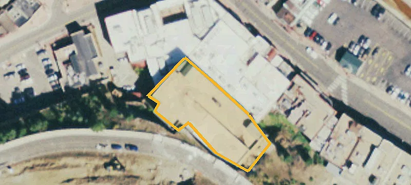 101 Main St