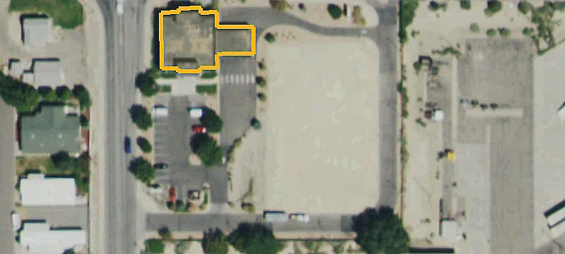 3201 F Rd
