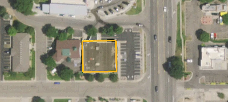 2001 Main St