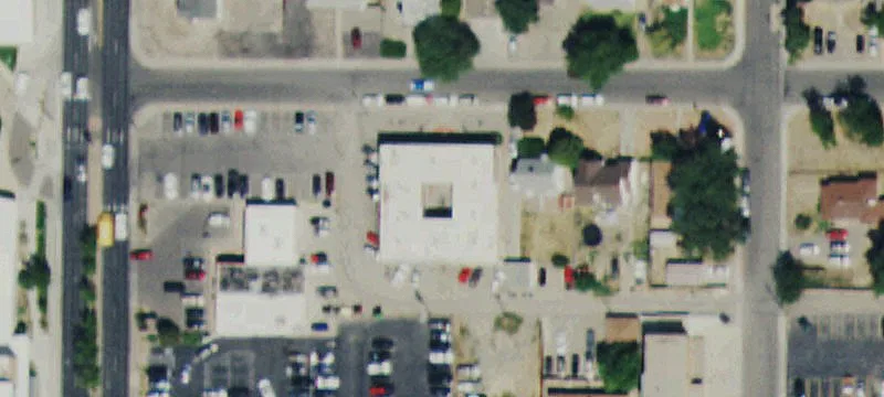 1225 Bunting Ave