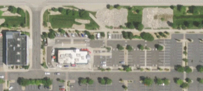 215 Ken Pratt Blvd