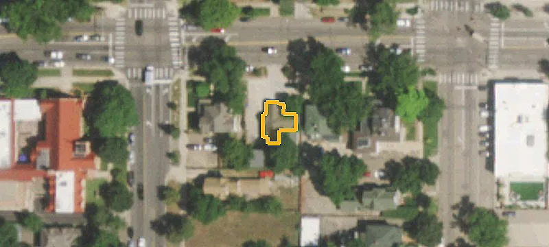713 3rd Ave