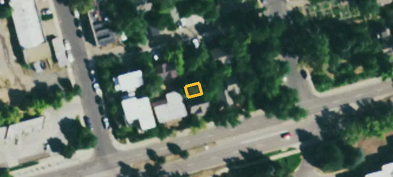 325 Cyn Blvd