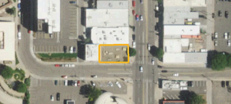 3495 Broadway