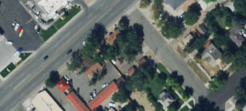 1046 Main St