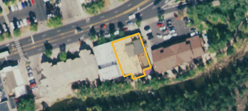 370 Elkhorn Ave