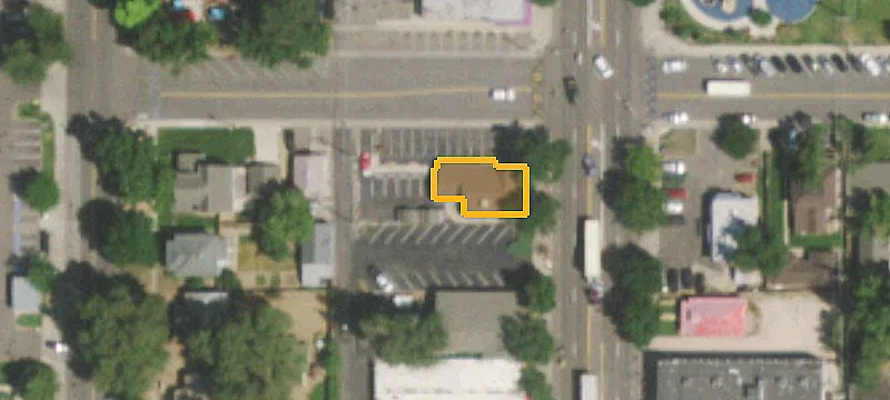 735 Main St