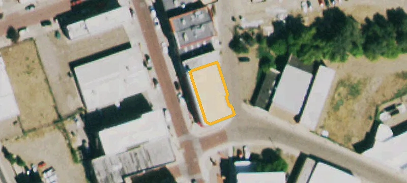 300 Commercial St