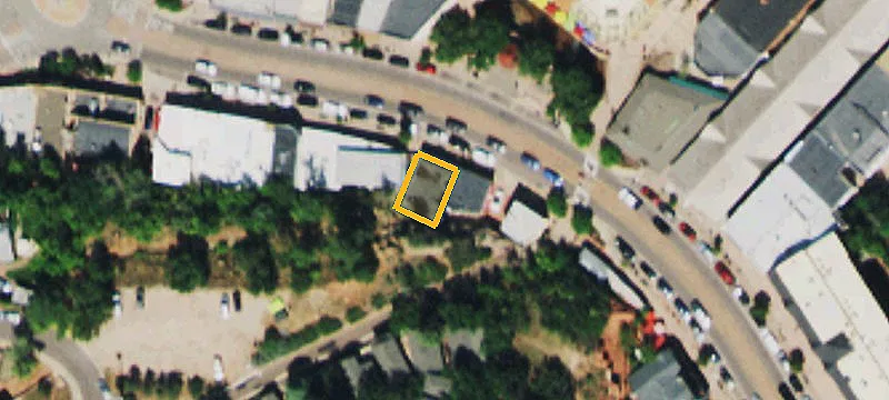 935 Manitou Ave