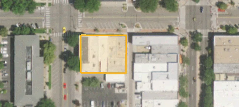 655 4th Ave