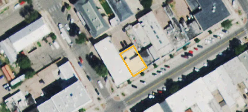 401 Main St