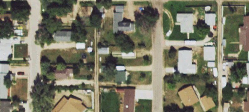 933 Golden St