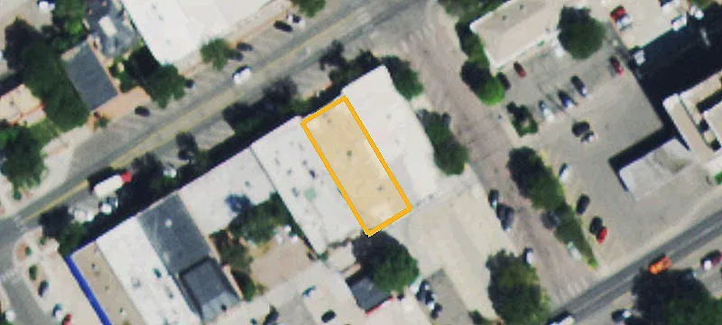 728 Main St