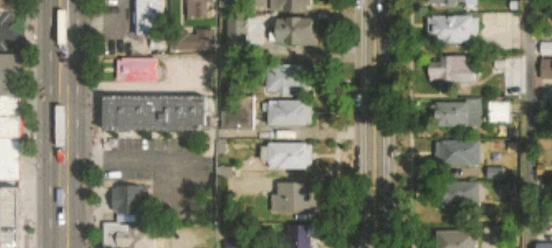 727 Kimbark St