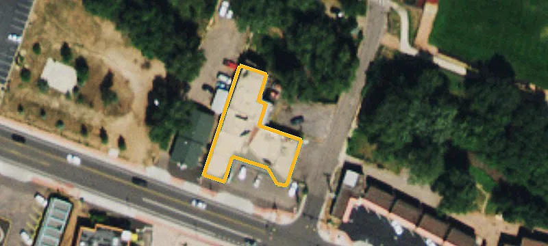 102 Manitou Ave