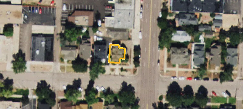 232 Monument St