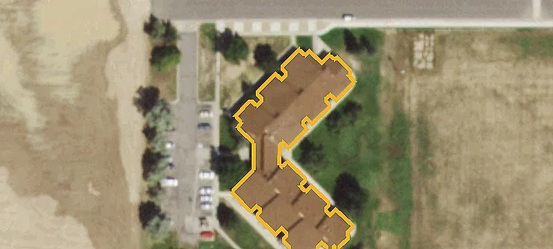 215 Lincoln Ave