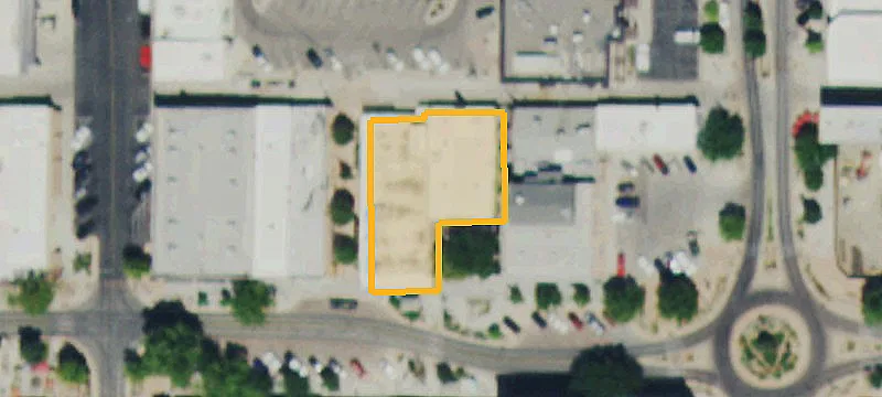 634 Main St