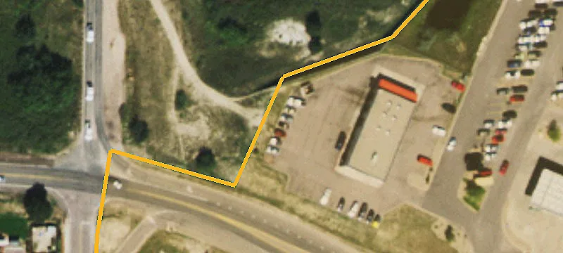 660 Hwy 105
