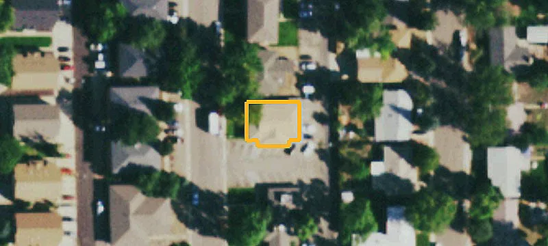 1330 Vivian St