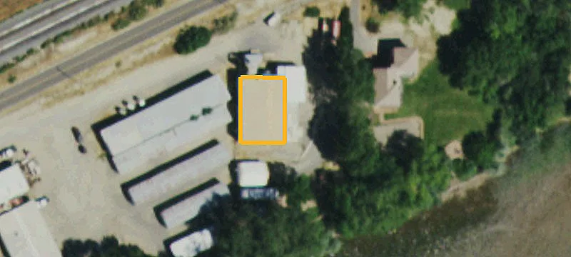 405 Troyer Ave