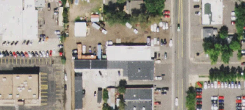 1601 Carr St