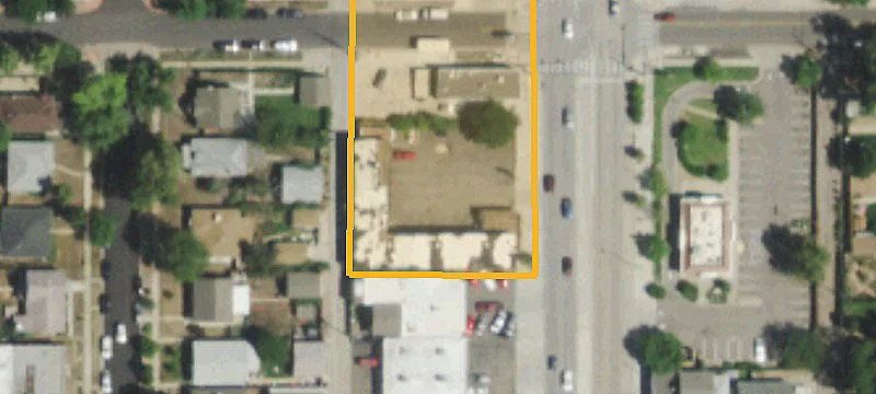 2323 Broadway