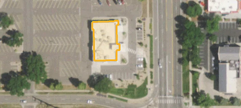 2101 Main St