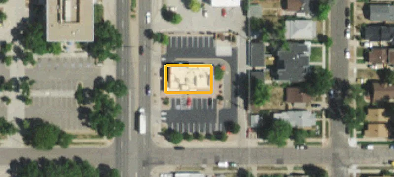 2990 Broadway